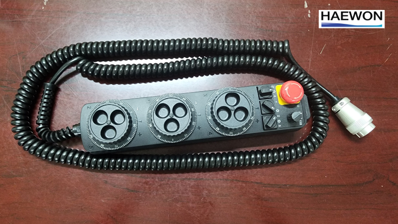 mua tay quay CNC chính hãng ở đâu
