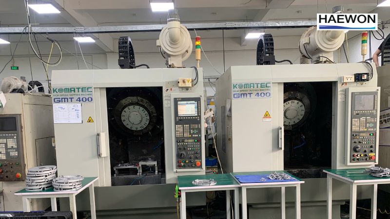 3 bước chọn máy hút hơi dầu phù hợp cho xưởng CNC