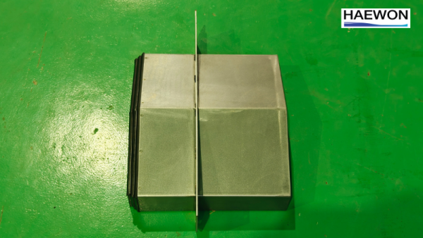 Cover Trục X Phải